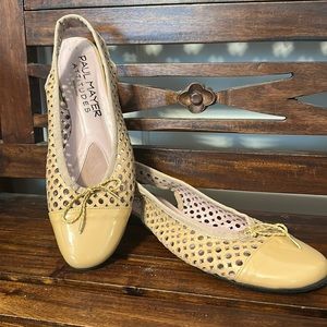 Tan/leather -patent toe ballet slippers size 9B